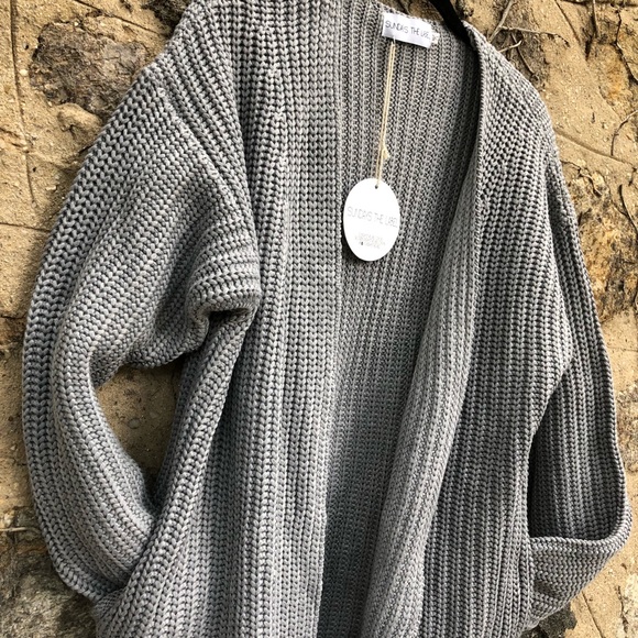 Knit Cardi • NWT - Picture 3 of 6